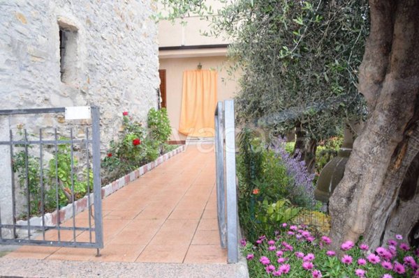 appartamento in vendita a Pompeiana