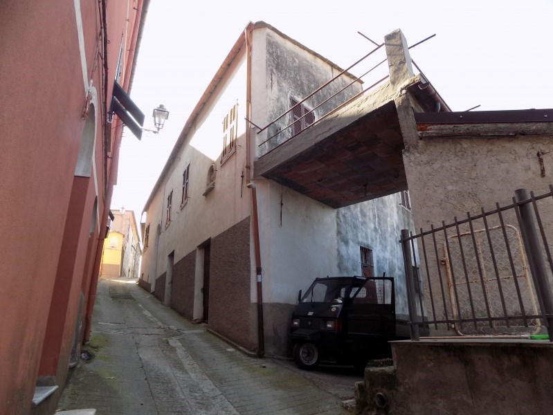 negozio in vendita a Pontedassio in zona Bestagno