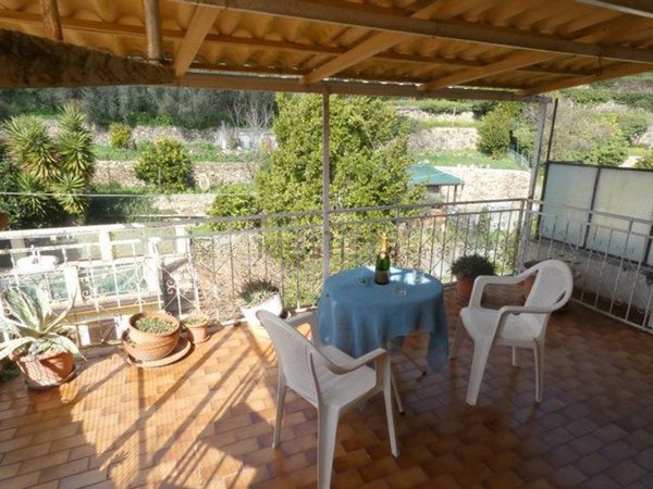 pentavano in vendita a Pontedassio