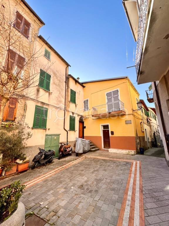 appartamento in vendita a Pontedassio in zona Villa Viani