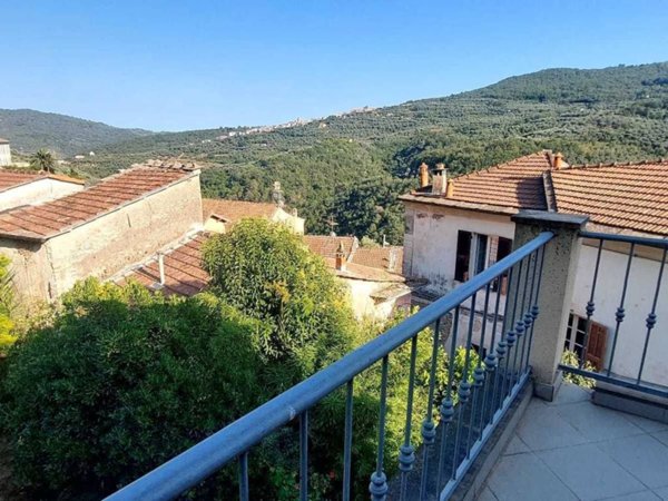 casa indipendente in vendita a Pontedassio in zona Villa Viani