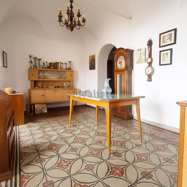 appartamento in vendita a Pontedassio in zona Bestagno