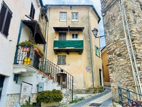 casa indipendente in vendita a Pontedassio in zona Villa Viani