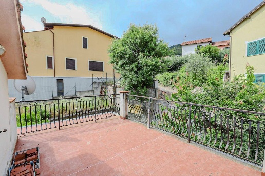 casa indipendente in vendita a Pontedassio in zona Bestagno