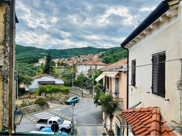 casa indipendente in vendita a Pontedassio in zona Villa Viani
