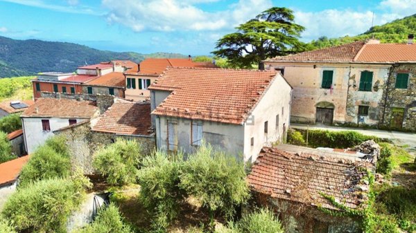 casa indipendente in vendita a Pontedassio in zona Bestagno