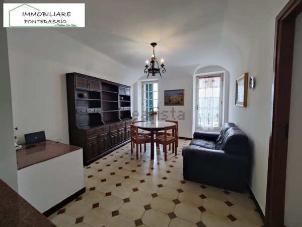 appartamento in vendita a Pontedassio in zona Villa Viani