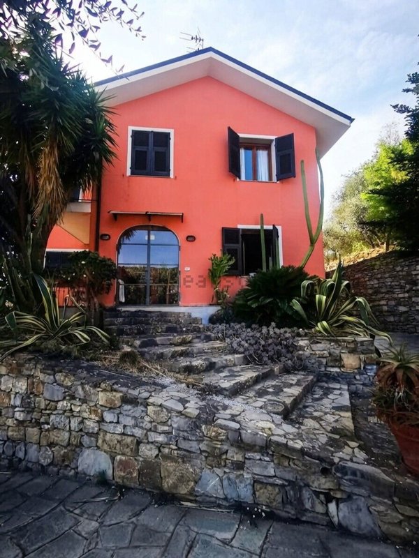 casa indipendente in vendita a Pontedassio in zona Bestagno