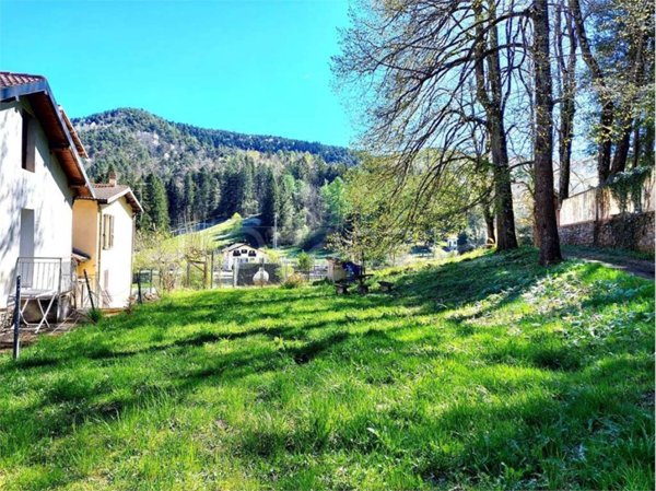 appartamento in vendita a Pornassio in zona Nava