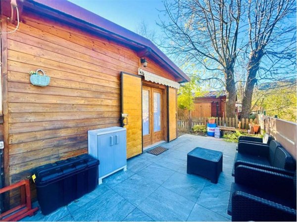 appartamento in vendita a Pornassio in zona Nava