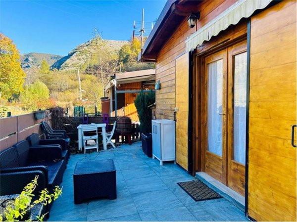 appartamento in vendita a Pornassio in zona Nava