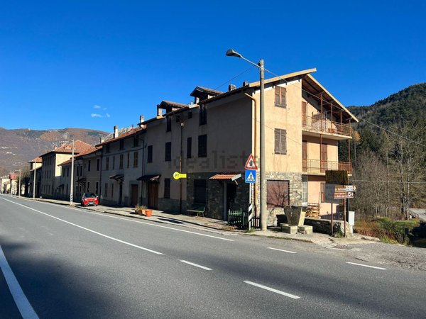 appartamento in vendita a Pornassio in zona Nava