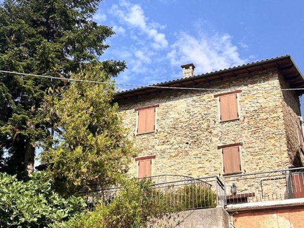 casa indipendente in vendita a Pornassio in zona San Luigi