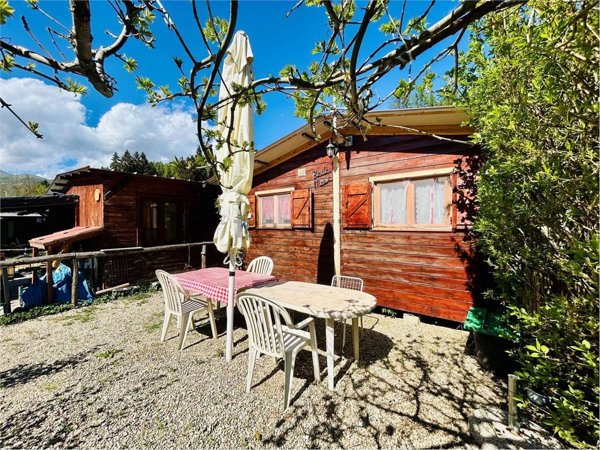 casa indipendente in vendita a Pornassio in zona Nava