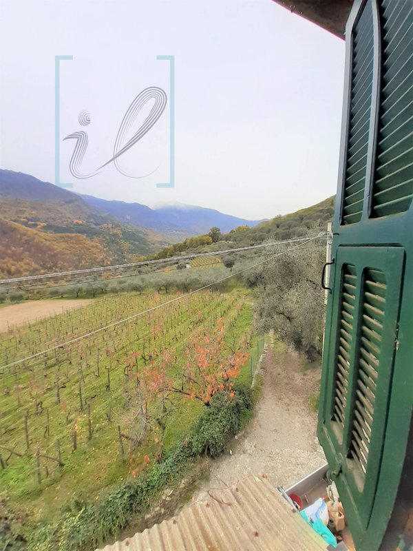 casa indipendente in vendita a Pornassio in zona Villa