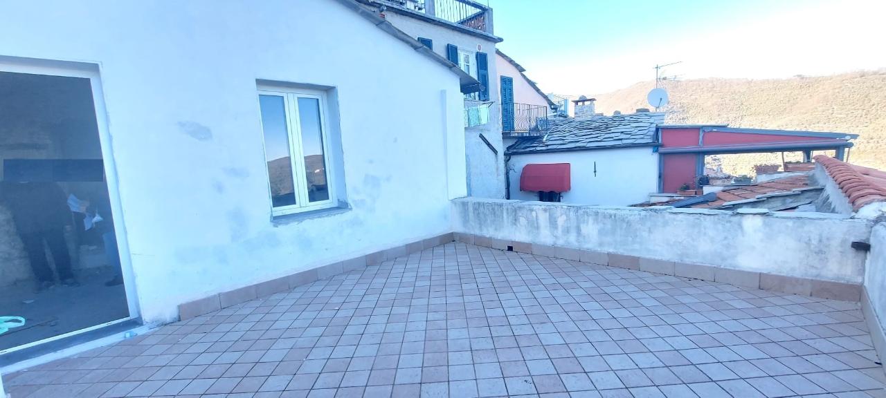 casa indipendente in vendita a Prelà in zona Valloria
