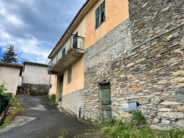 appartamento in vendita a Prelà
