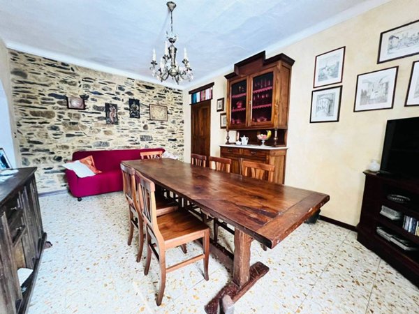 casa indipendente in vendita a Prelà in zona Villatalla