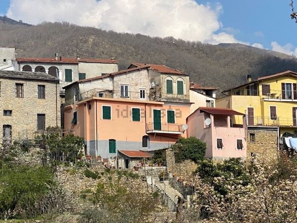 appartamento in vendita a Prelà in zona Tavole