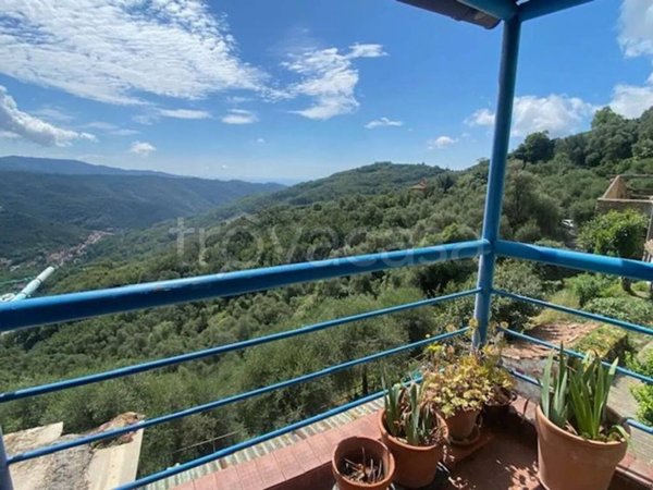 appartamento in vendita a Prelà in zona Valloria