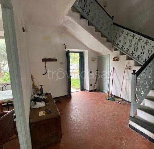 casa indipendente in vendita a Prelà in zona Tavole