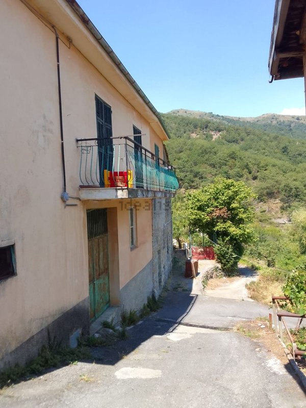 appartamento in vendita a Prelà