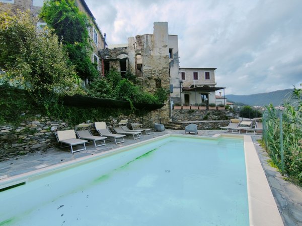 casa indipendente in vendita a Prelà in zona Tavole