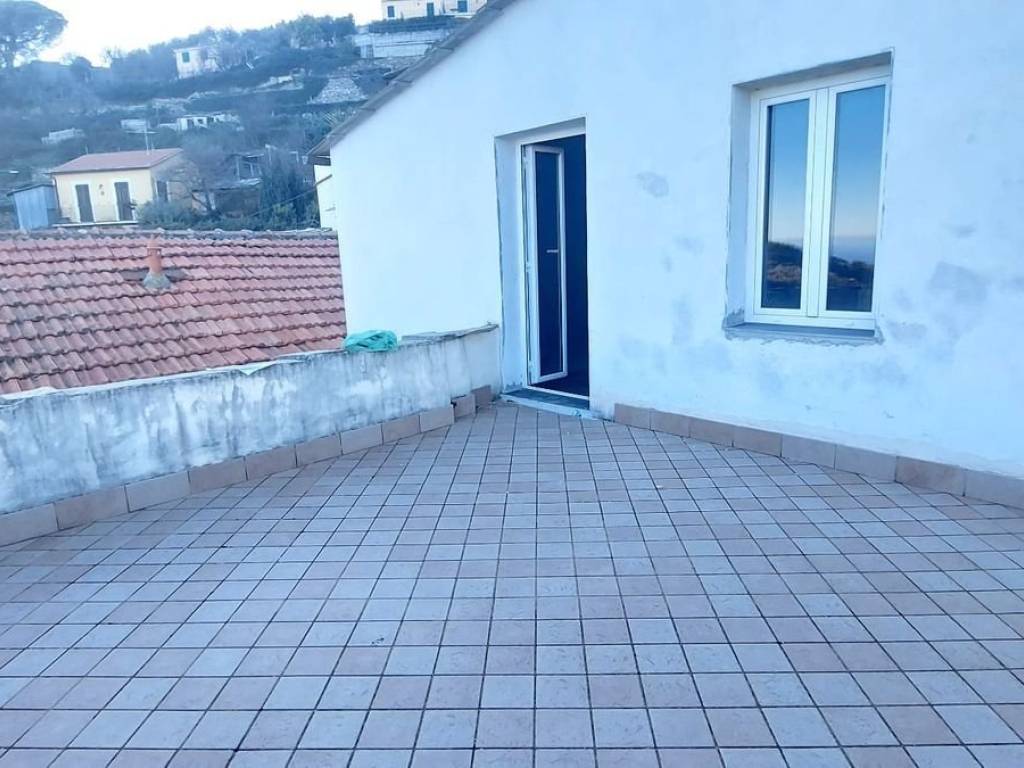 casa indipendente in vendita a Prelà in zona Valloria