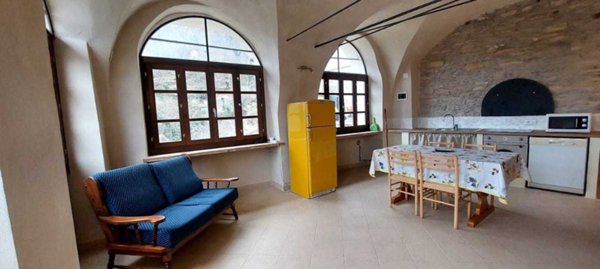 quadrivano in vendita a Prelà in zona Tavole