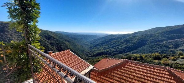casa indipendente in vendita a Prelà in zona Villatalla