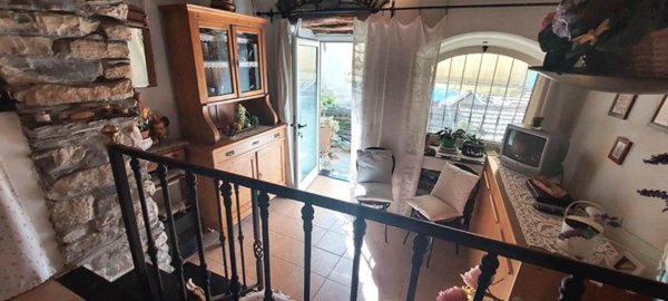 casa indipendente in vendita a Prelà