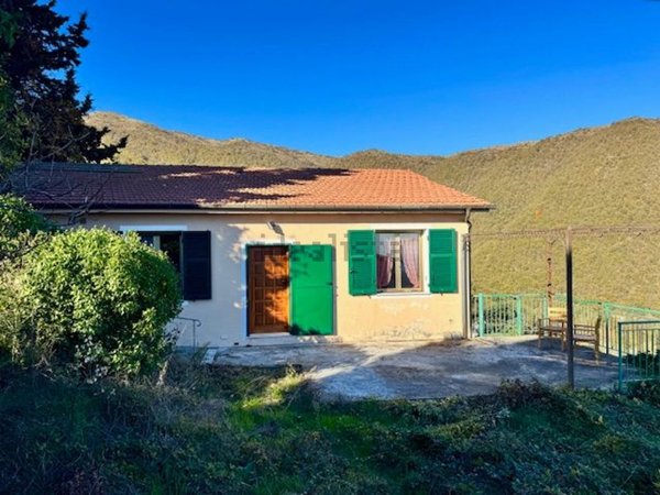 casa indipendente in vendita a Prelà in zona Villatalla