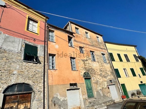casa indipendente in vendita a Prelà
