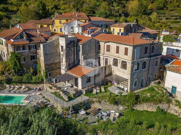 appartamento in vendita a Prelà in zona Tavole