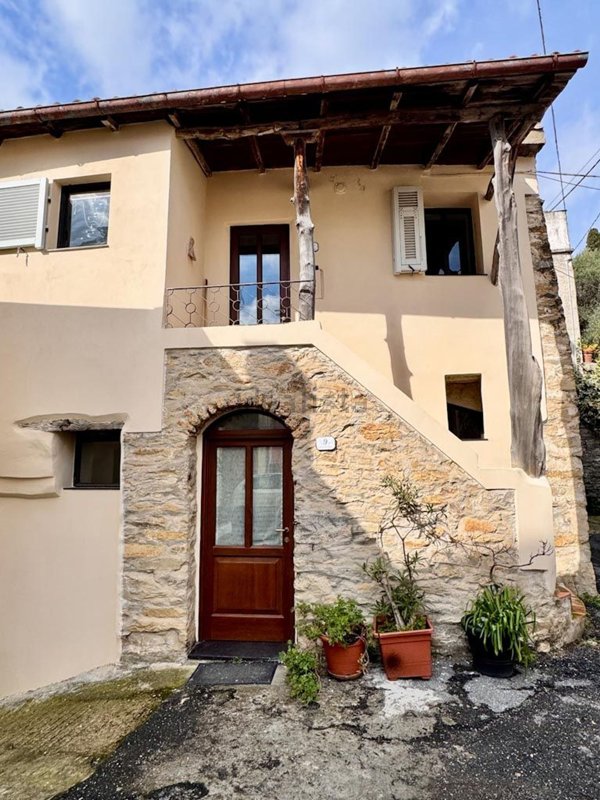 appartamento in vendita a Prelà