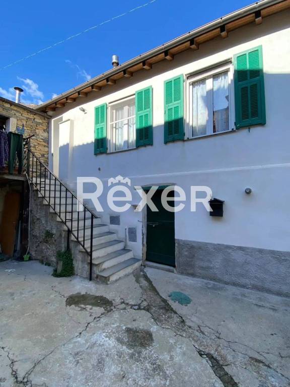 casa indipendente in vendita a Prelà in zona Villatalla
