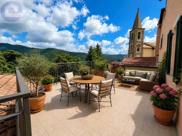 appartamento in vendita a Prelà in zona Valloria