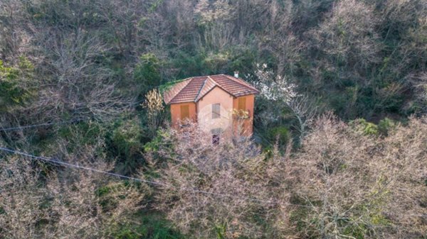 casa indipendente in vendita a Prelà in zona Tavole