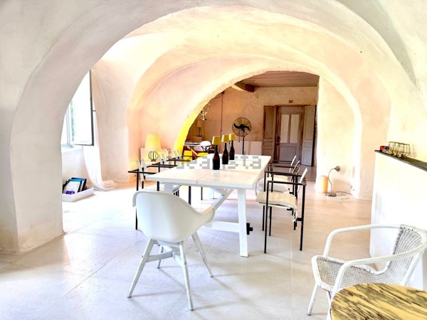casa indipendente in vendita a Prelà in zona Tavole
