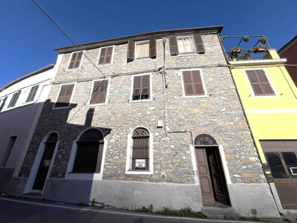 quadrivano in vendita a Ranzo