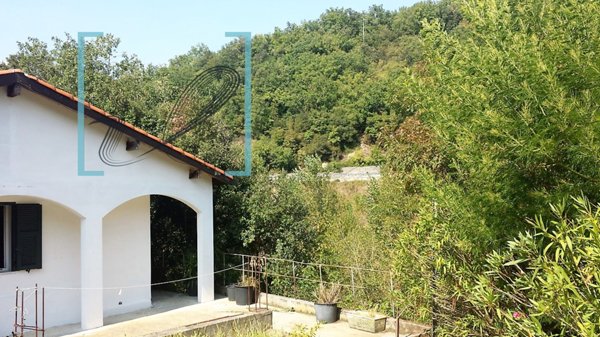 casa indipendente in vendita a Ranzo