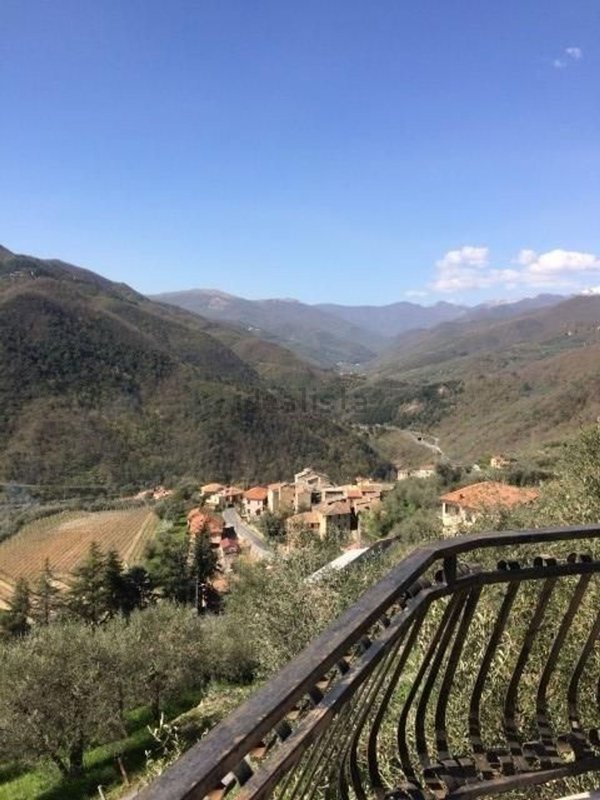 casa indipendente in vendita a Ranzo