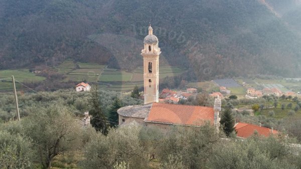 casa indipendente in vendita a Ranzo