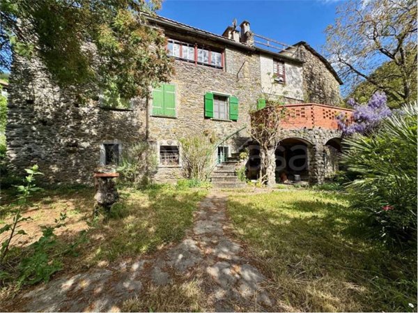 casa indipendente in vendita a Ranzo
