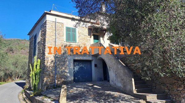 casa indipendente in vendita a Ranzo