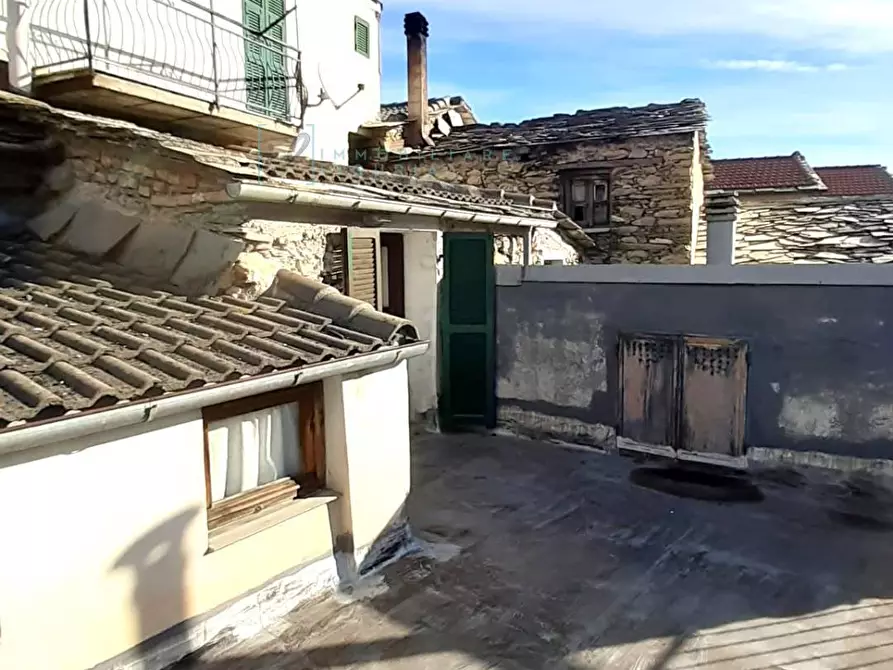 casa indipendente in vendita a Rezzo