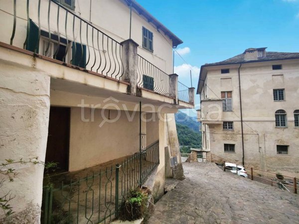 appartamento in vendita a Rezzo