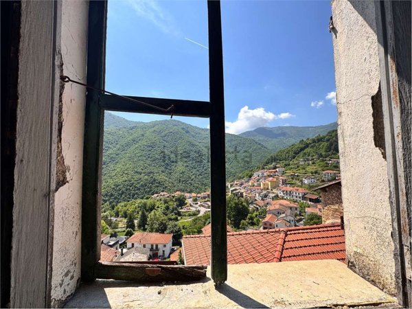 appartamento in vendita a Rezzo