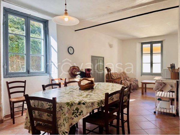 appartamento in vendita a Rezzo in zona Lavina