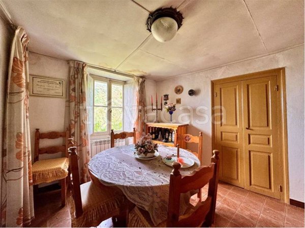 casa indipendente in vendita a Rezzo
